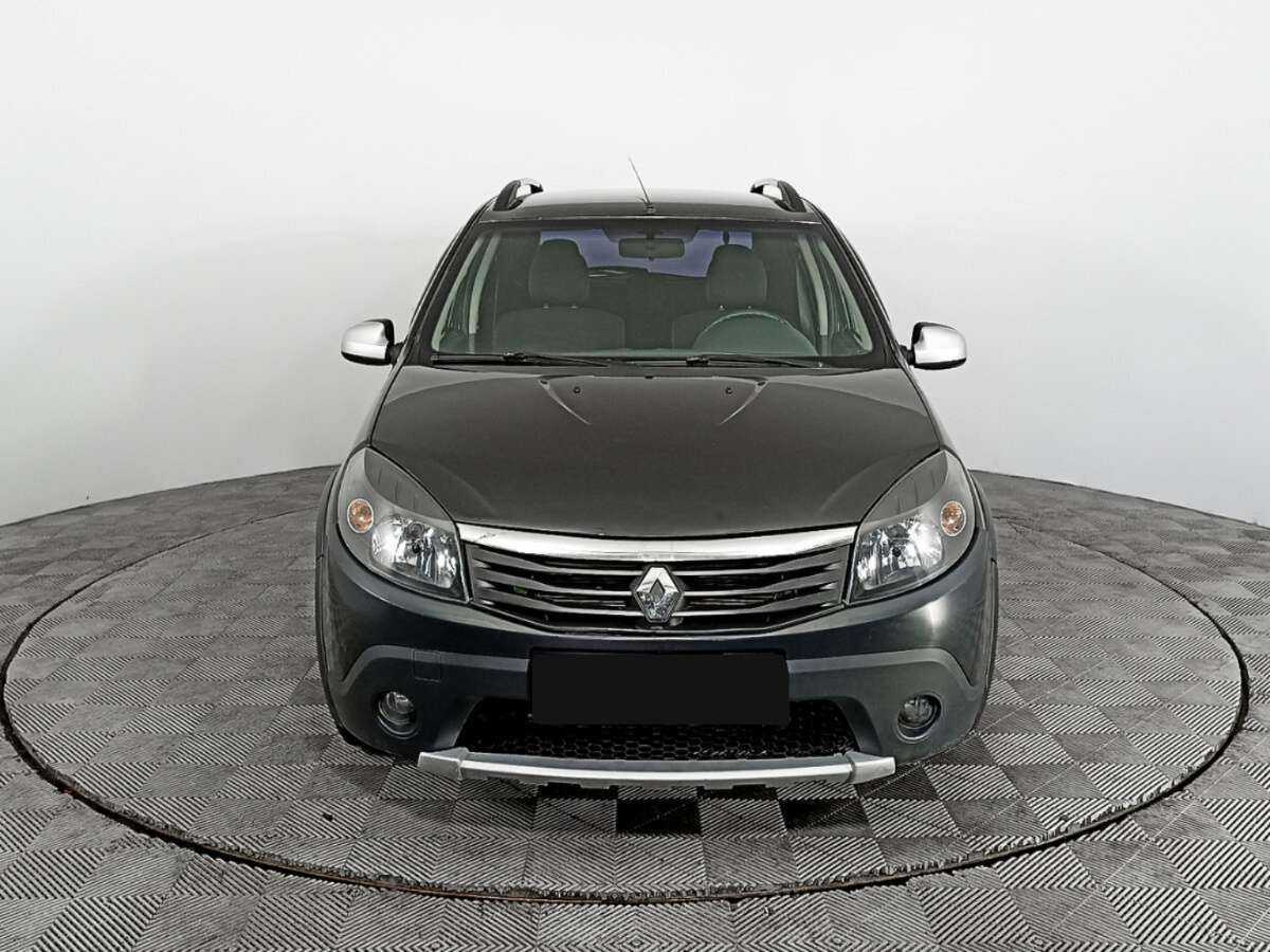 Renault Sandero б/у, 2013, Механическая. Фото: #1