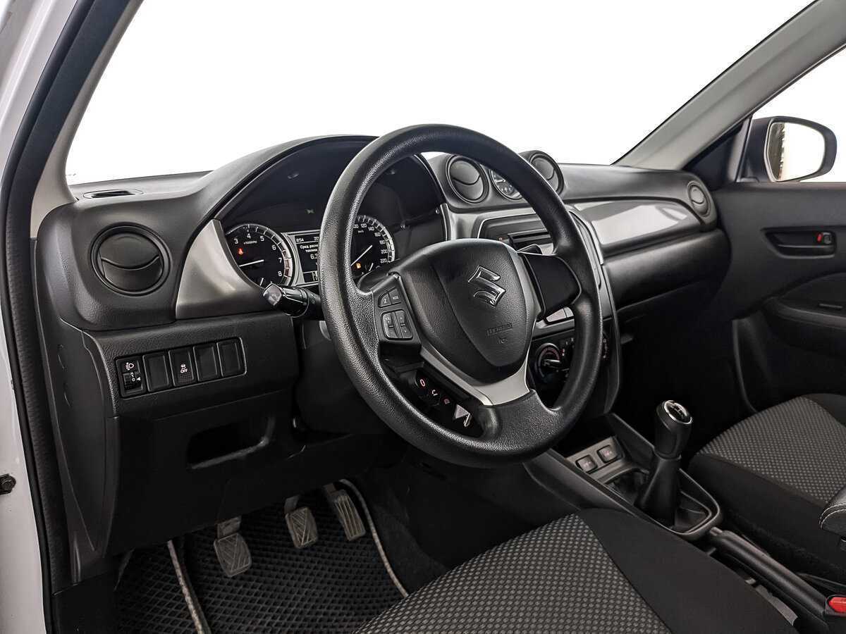 Suzuki Vitara б/у, 2019, Механическая. Фото: #14
