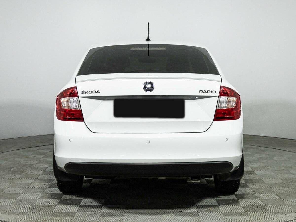 Skoda Rapid б/у, 2016, Роботизированная. Фото: #5
