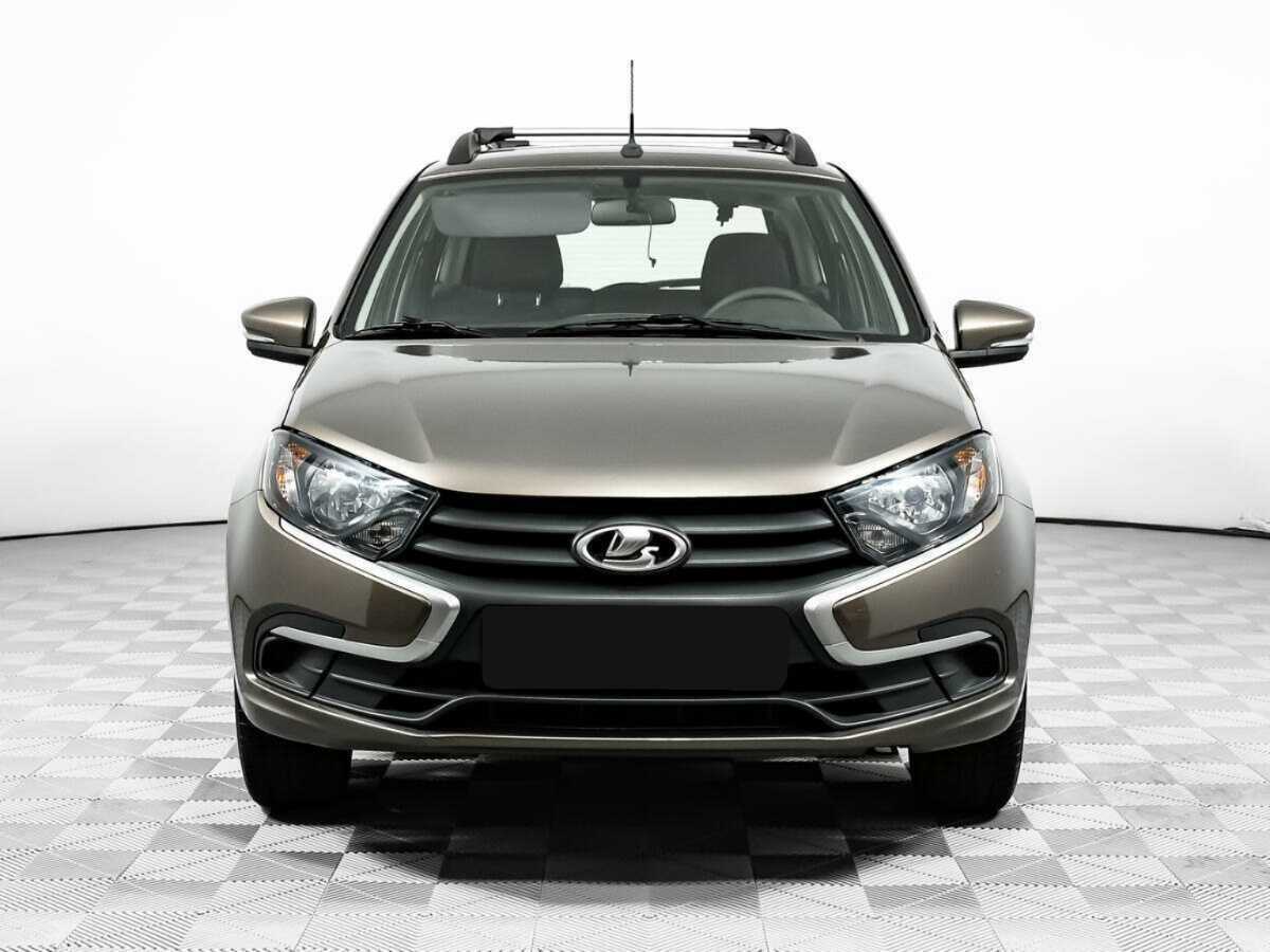 Lada (ВАЗ) Granta б/у, 2022, Механическая. Фото: #1