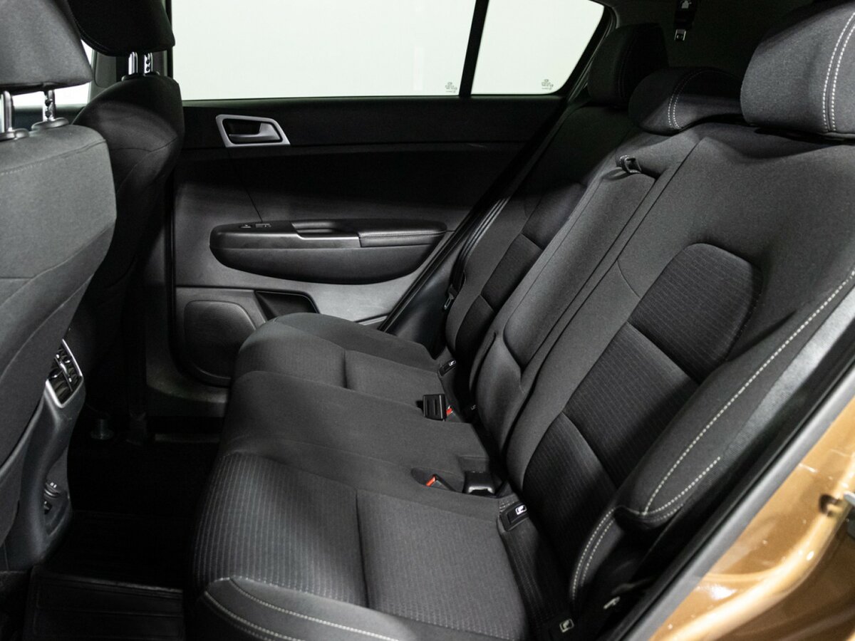 Kia Sportage б/у, 2016, Автоматическая. Фото: #9