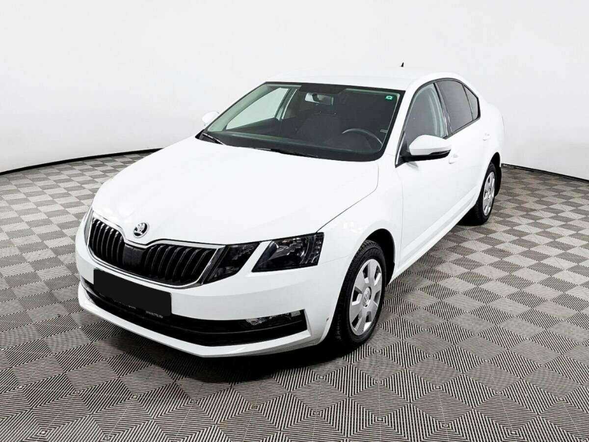 Skoda Octavia б/у, 2019, Механическая. Фото: #0