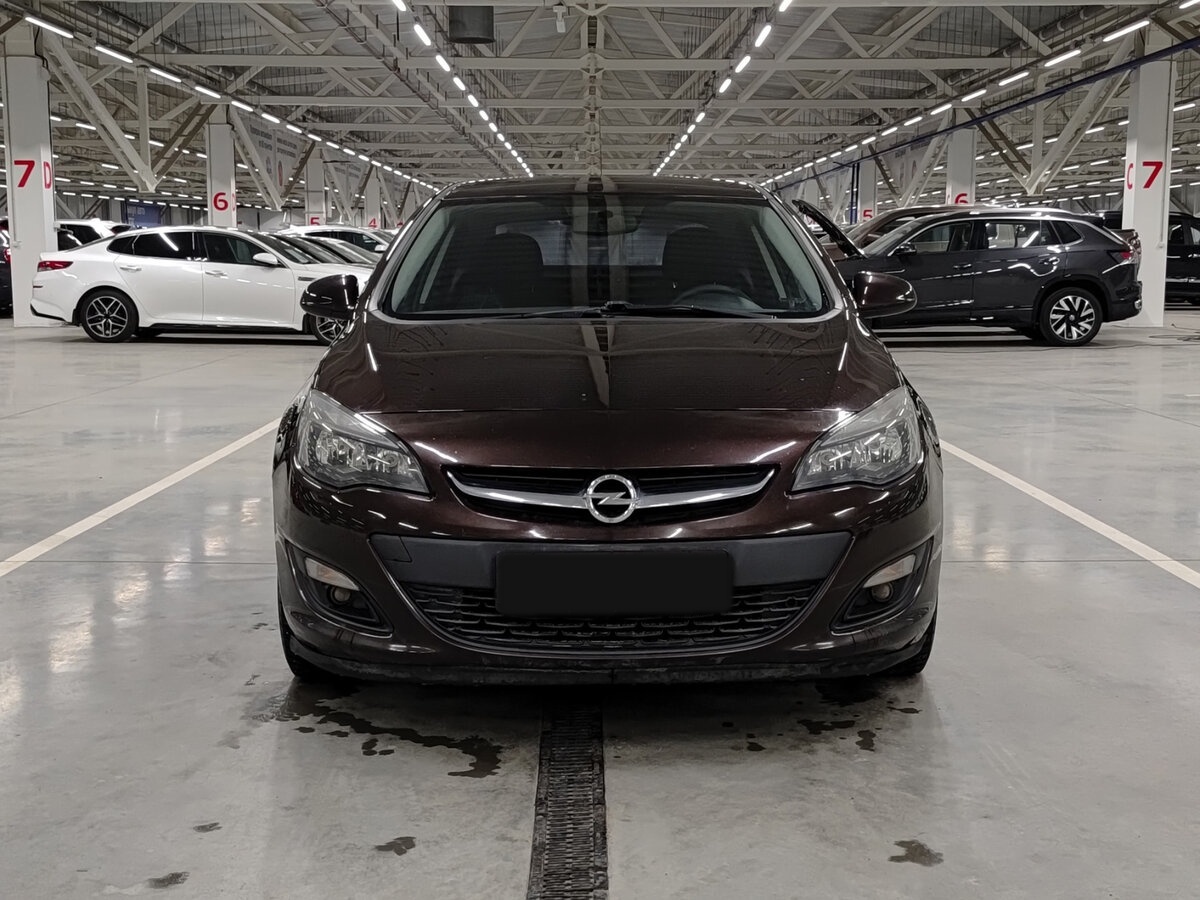 Opel Astra б/у, 2014, Автоматическая. Фото: #1