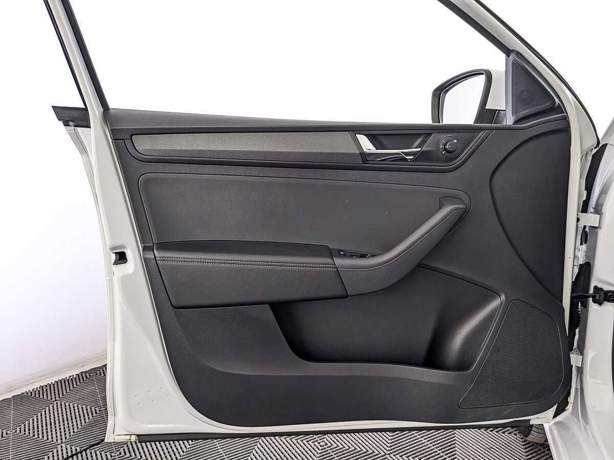 Skoda Rapid б/у, 2020, Роботизированная. Фото: #17