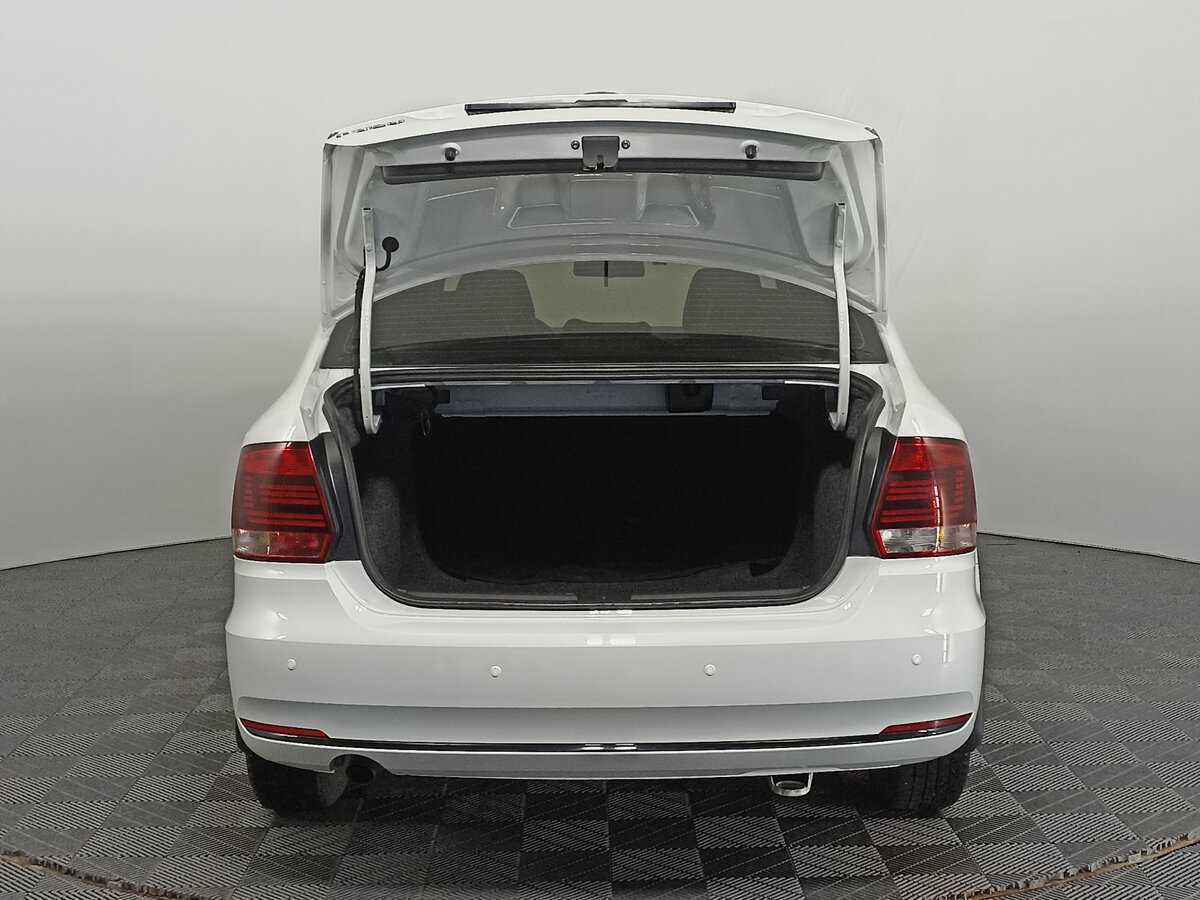 Volkswagen Polo б/у, 2020, Автоматическая. Фото: #9