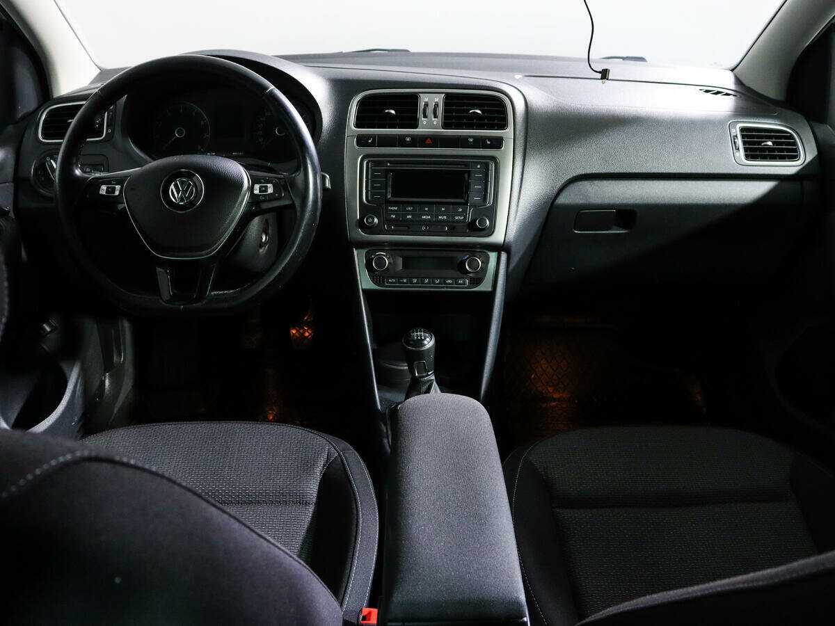 Volkswagen Polo б/у, 2017, Механическая. Фото: #9