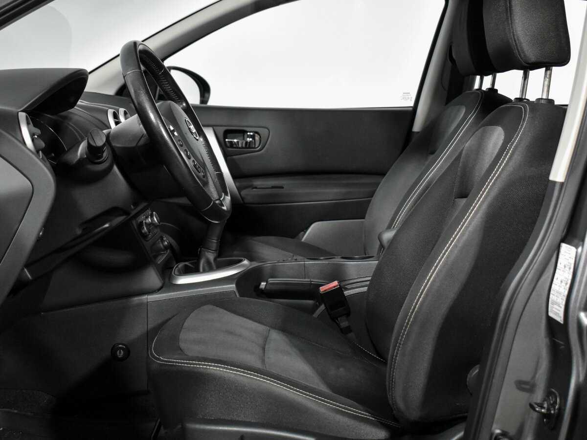 Nissan Qashqai б/у, 2013, Механическая. Фото: #11