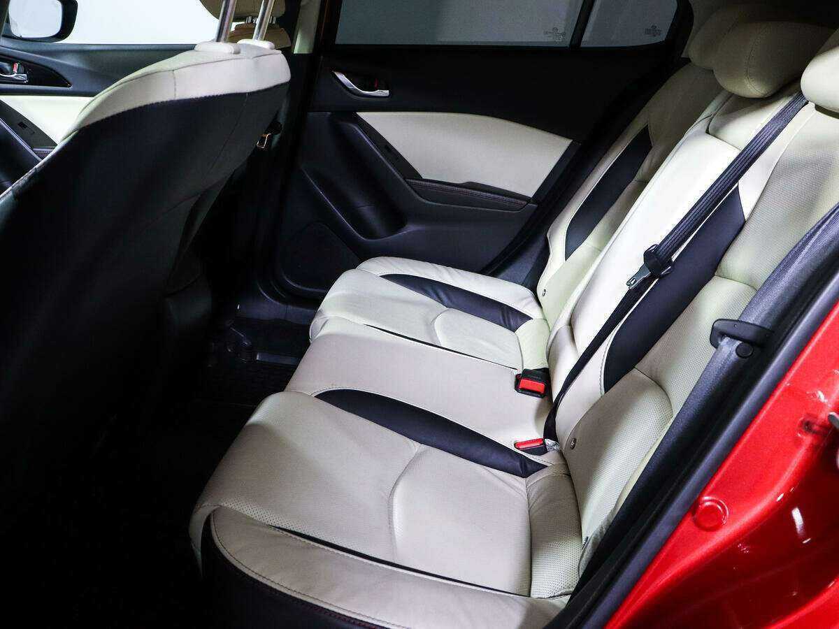 Mazda 3 б/у, 2014, Автоматическая. Фото: #7