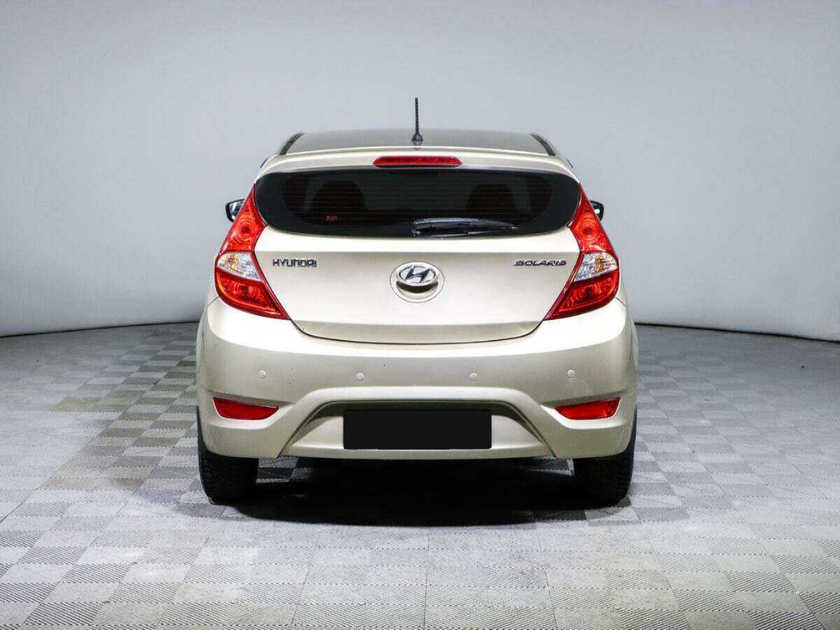 Hyundai Solaris б/у, 2013, Автоматическая. Фото: #4