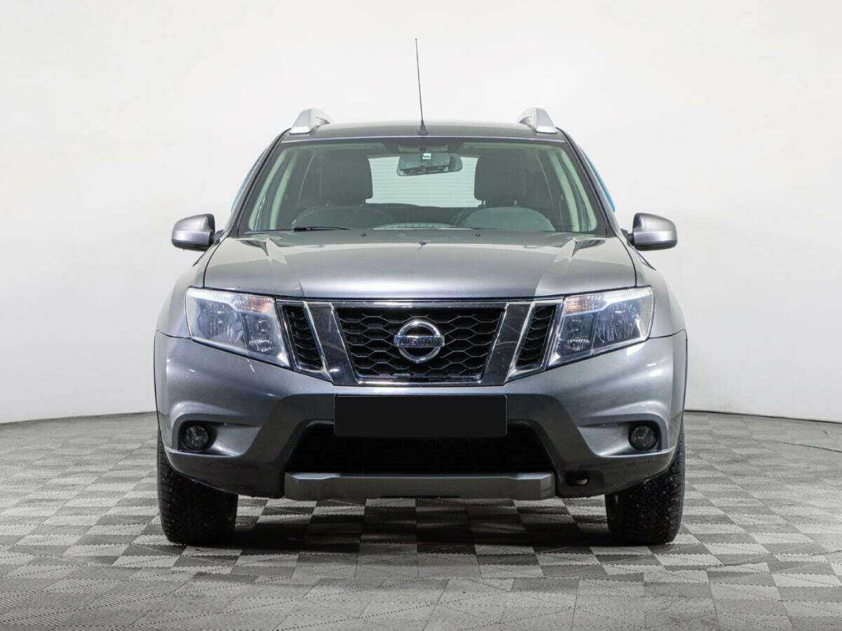 Nissan Terrano б/у, 2017, Автоматическая. Фото: #1