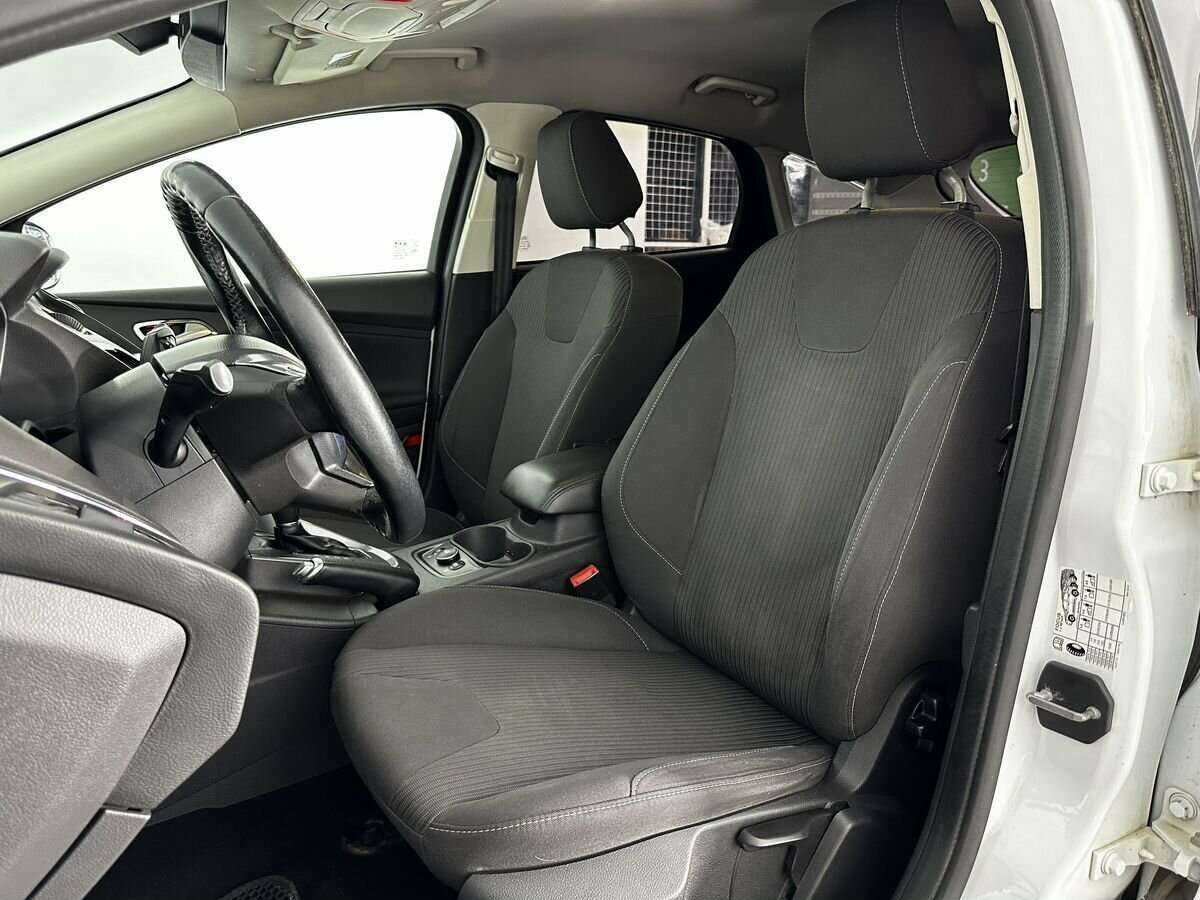 Ford Focus б/у, 2012, Роботизированная. Фото: #7