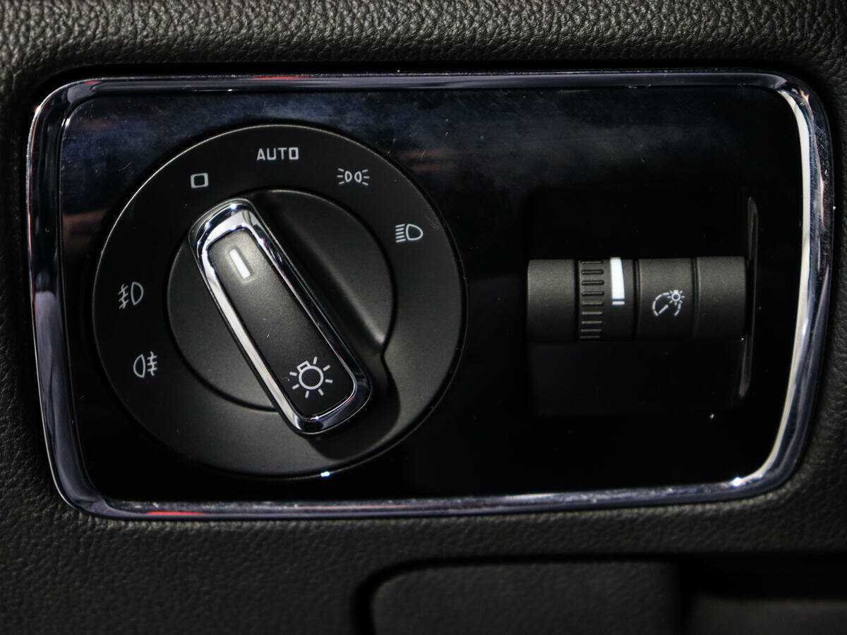 Skoda Superb б/у, 2014, Роботизированная. Фото: #17