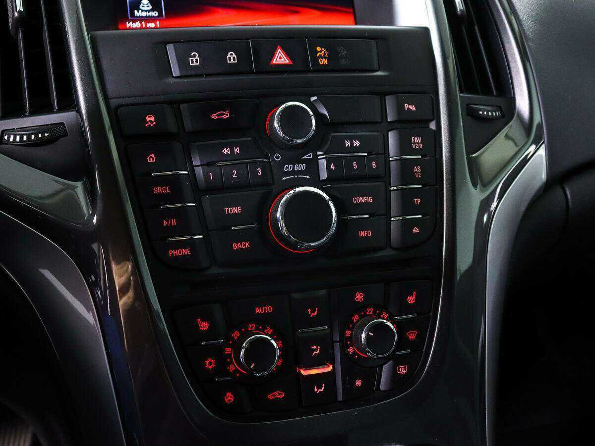 Opel Astra б/у, 2014, Автоматическая. Фото: #12