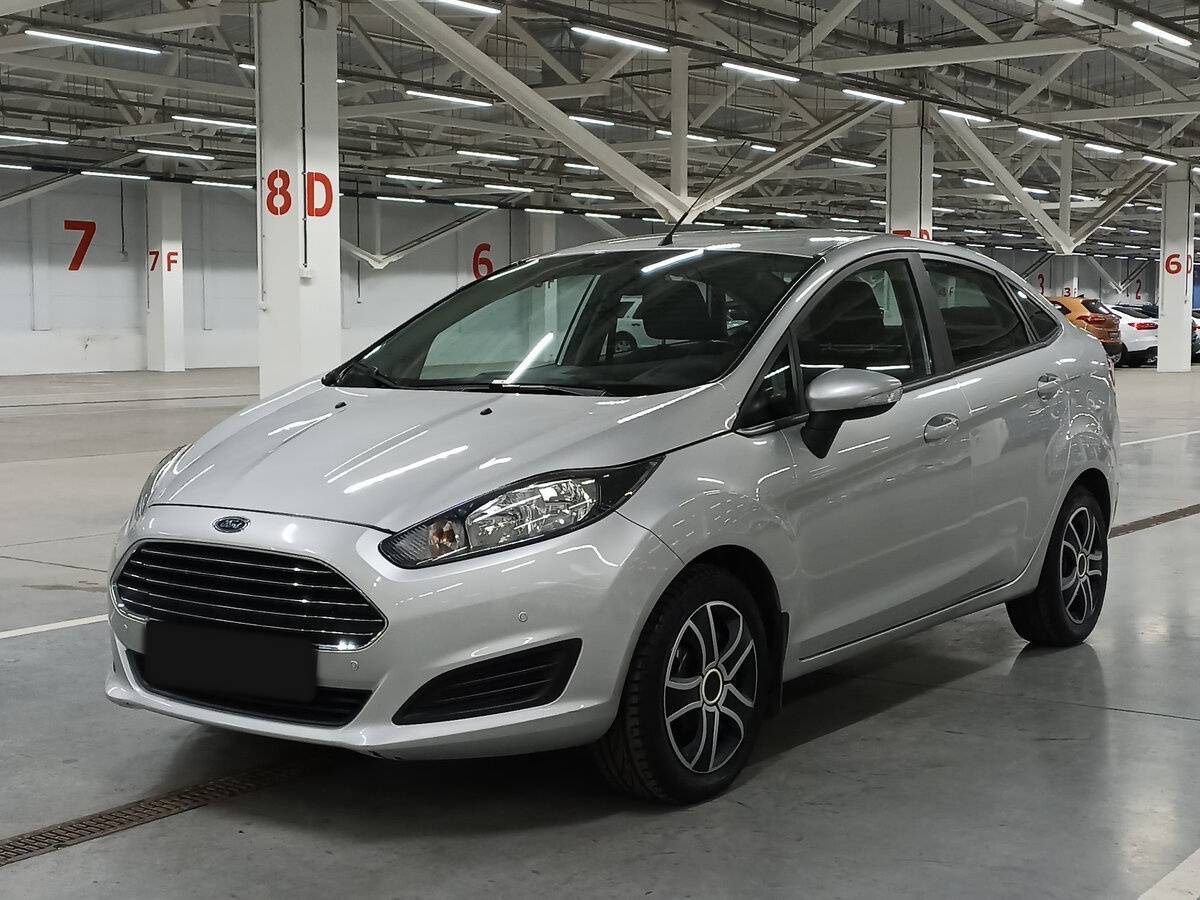 Ford Fiesta б/у, 2015, Роботизированная. Посмотреть фото