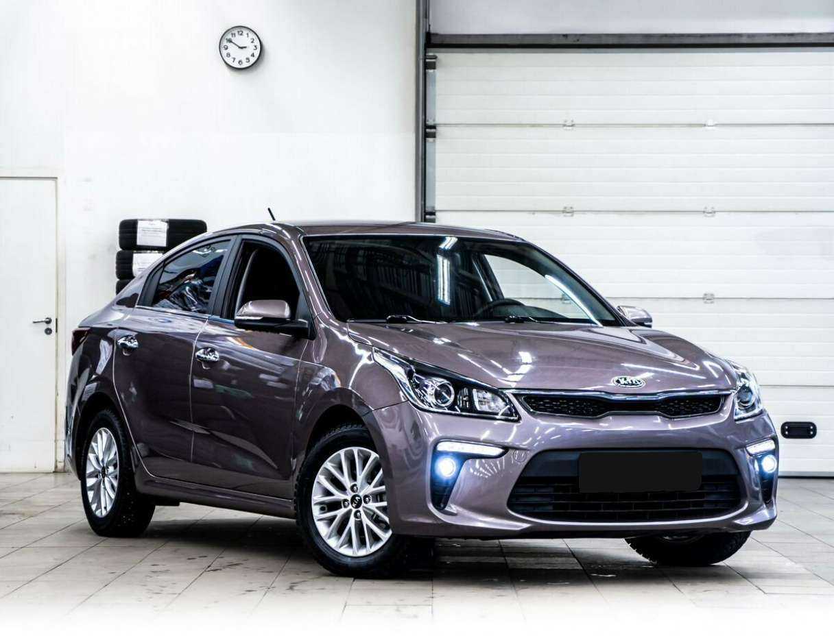 Kia Rio б/у, 2018, Автоматическая. Фото: #1