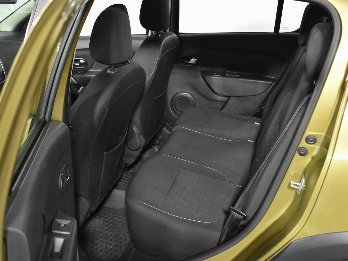 Renault Sandero б/у, 2016, Механическая. Фото: #8