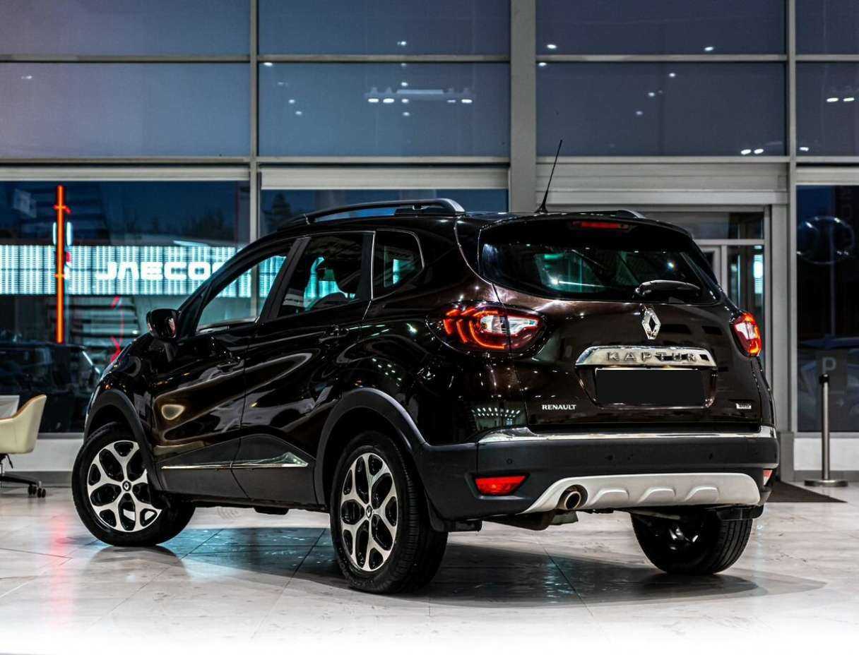 Renault Kaptur б/у, 2017, Механическая. Фото: #3