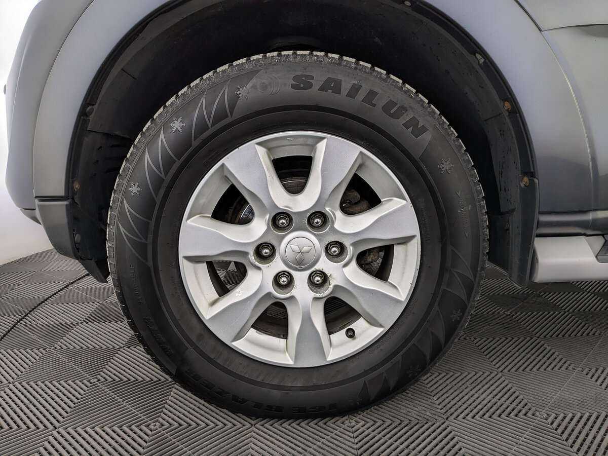 Mitsubishi Pajero б/у, 2013, Автоматическая. Фото: #11