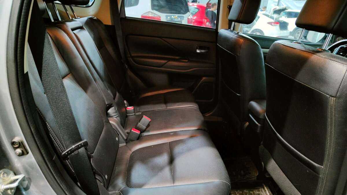 Mitsubishi Outlander б/у, 2012, Вариатор. Фото: #17