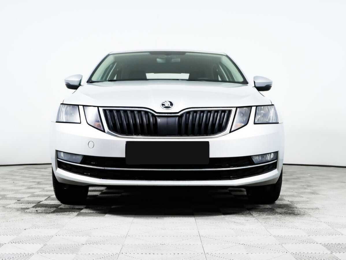 Skoda Octavia б/у, 2018, Роботизированная. Фото: #1