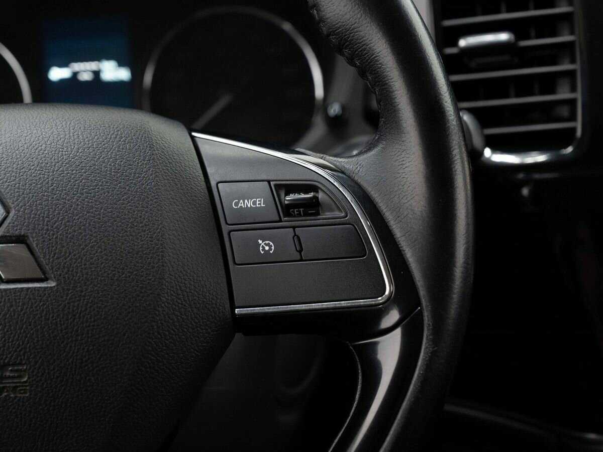 Mitsubishi Outlander б/у, 2015, Вариатор. Фото: #17
