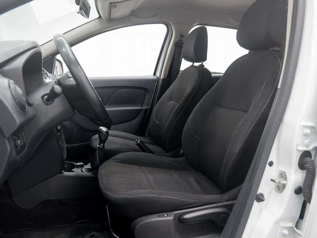 Renault Logan б/у, 2020, Механическая. Фото: #11