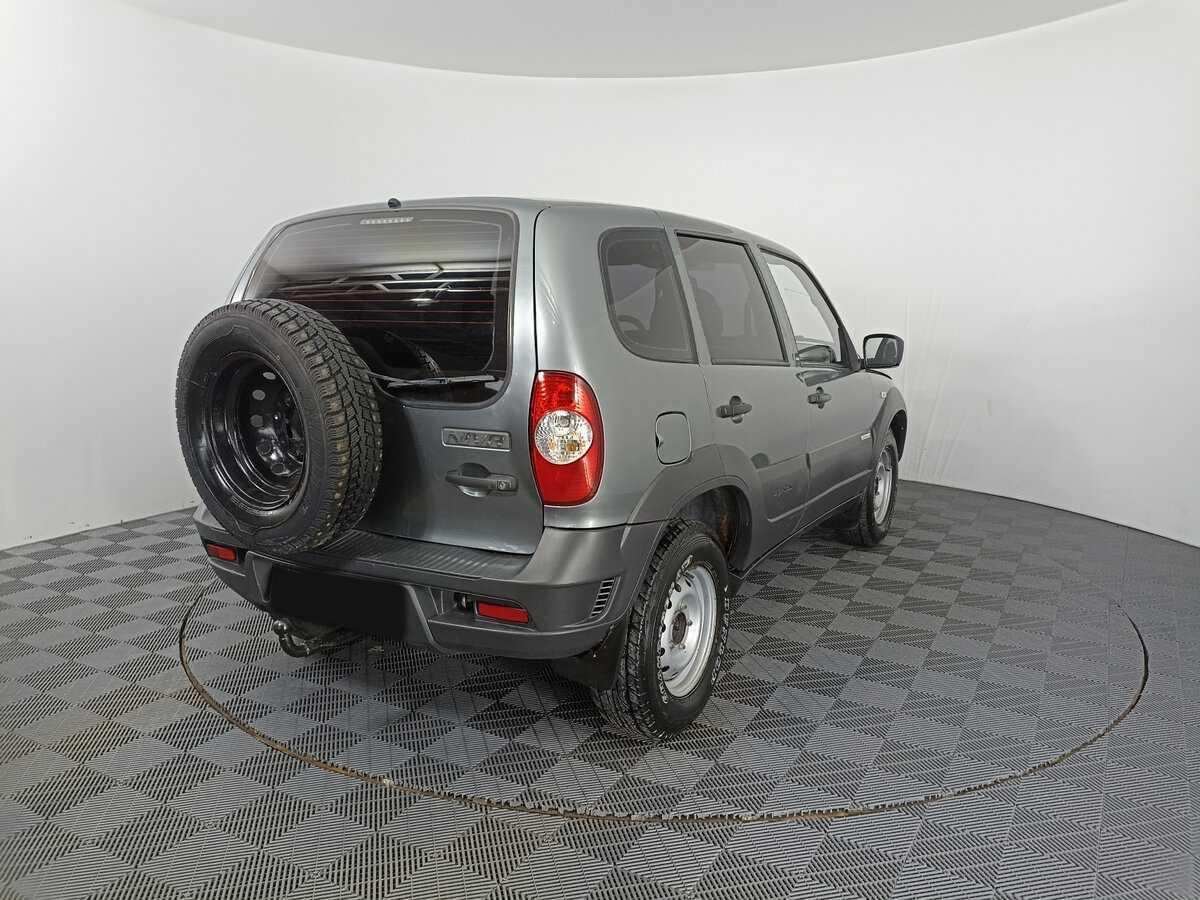 Chevrolet Niva б/у, 2014, Механическая. Фото: #4