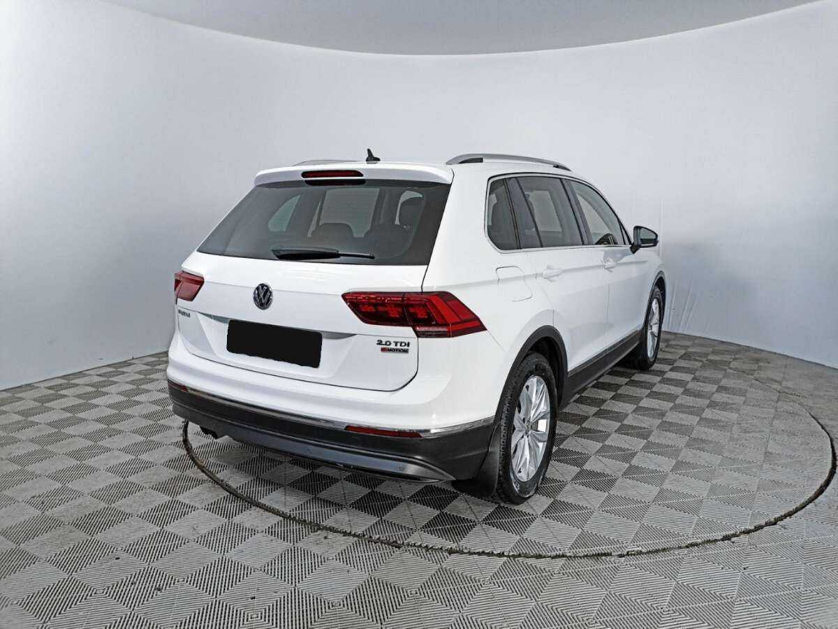 Volkswagen Tiguan б/у, 2017, Роботизированная. Фото: #4