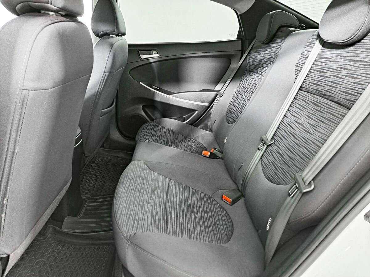 Hyundai Solaris б/у, 2015, Автоматическая. Фото: #7