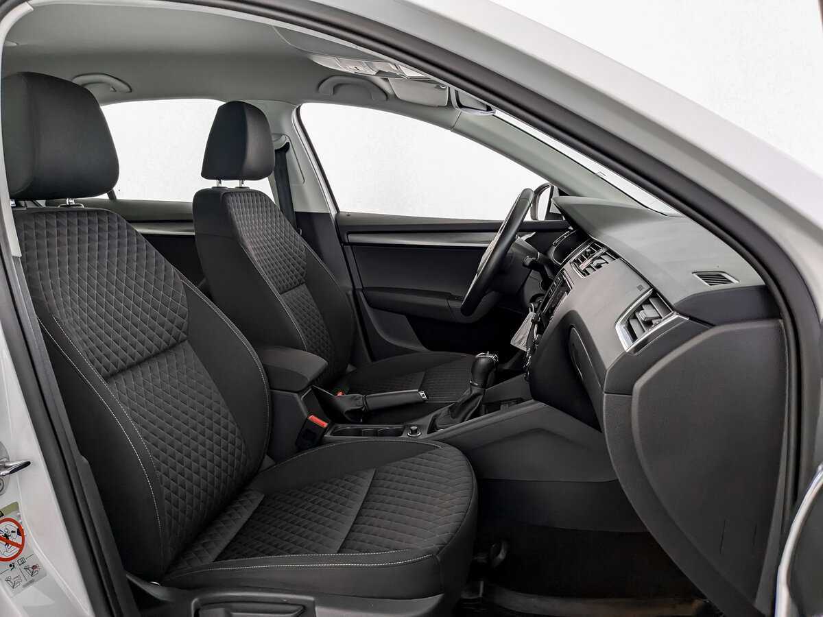 Skoda Octavia б/у, 2017, Автоматическая. Фото: #18