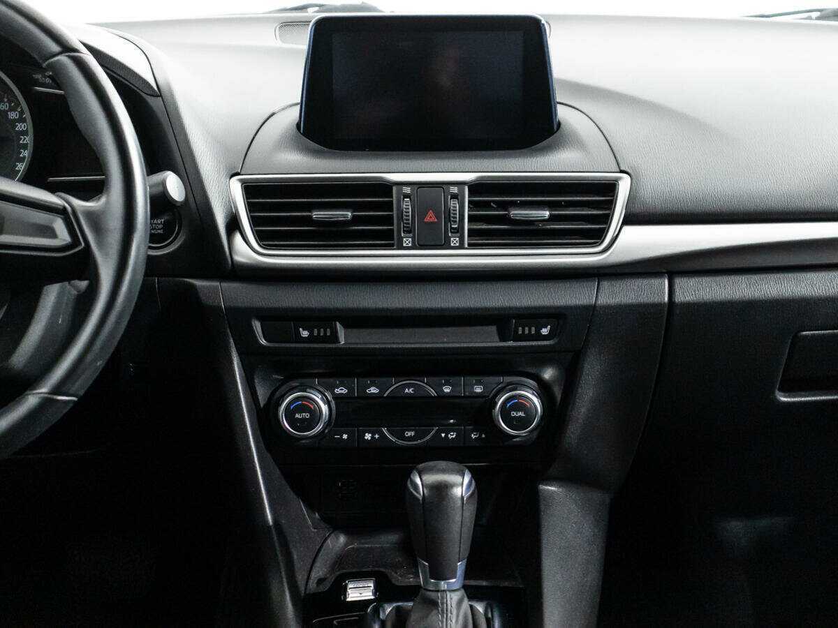 Mazda 3 б/у, 2016, Автоматическая. Фото: #12