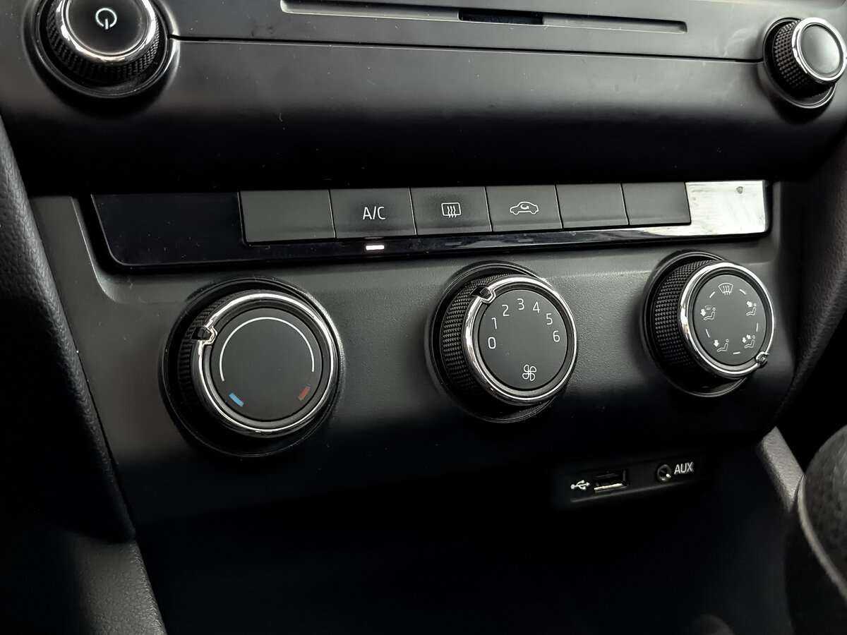 Skoda Octavia б/у, 2015, Механическая. Фото: #16