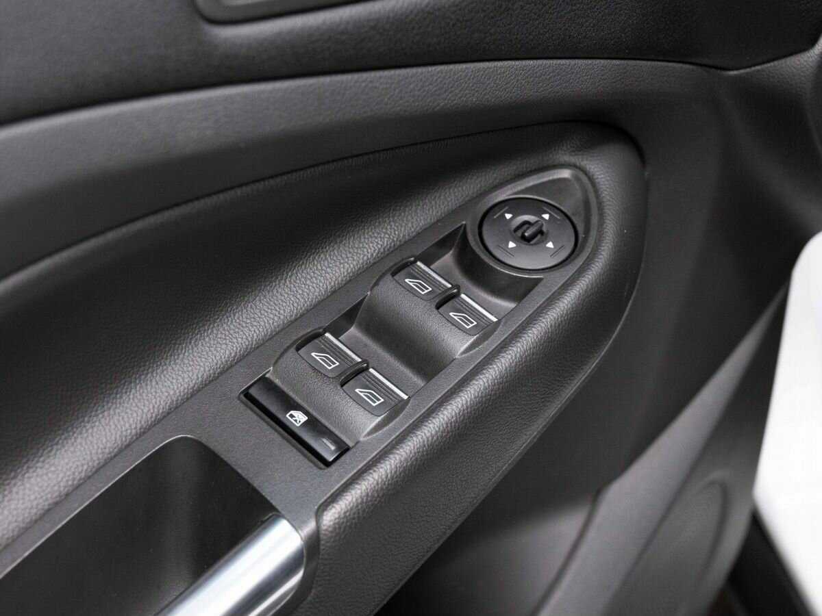 Ford Kuga б/у, 2017, Автоматическая. Фото: #19