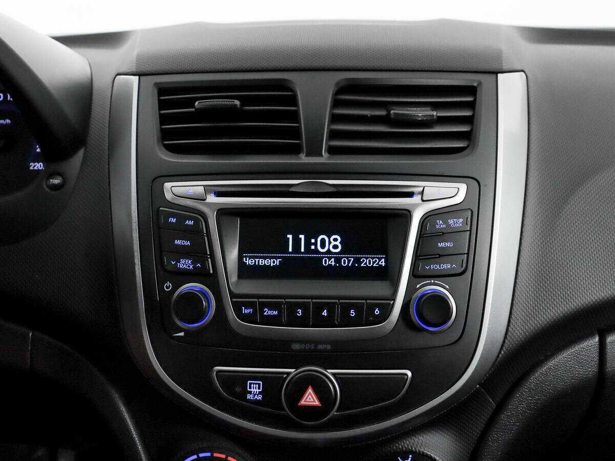 Hyundai Solaris б/у, 2016, Автоматическая. Фото: #12