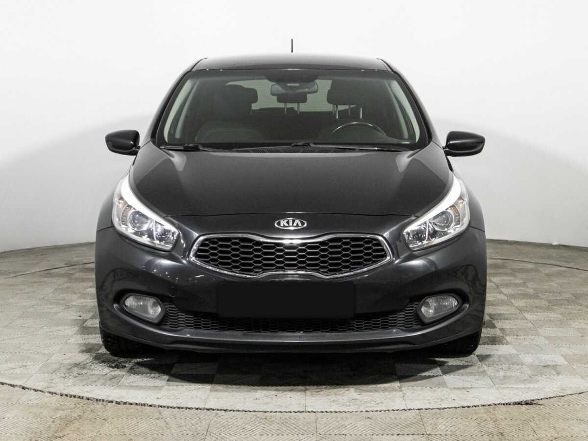 Kia Ceed б/у, 2015, Автоматическая. Фото: #1