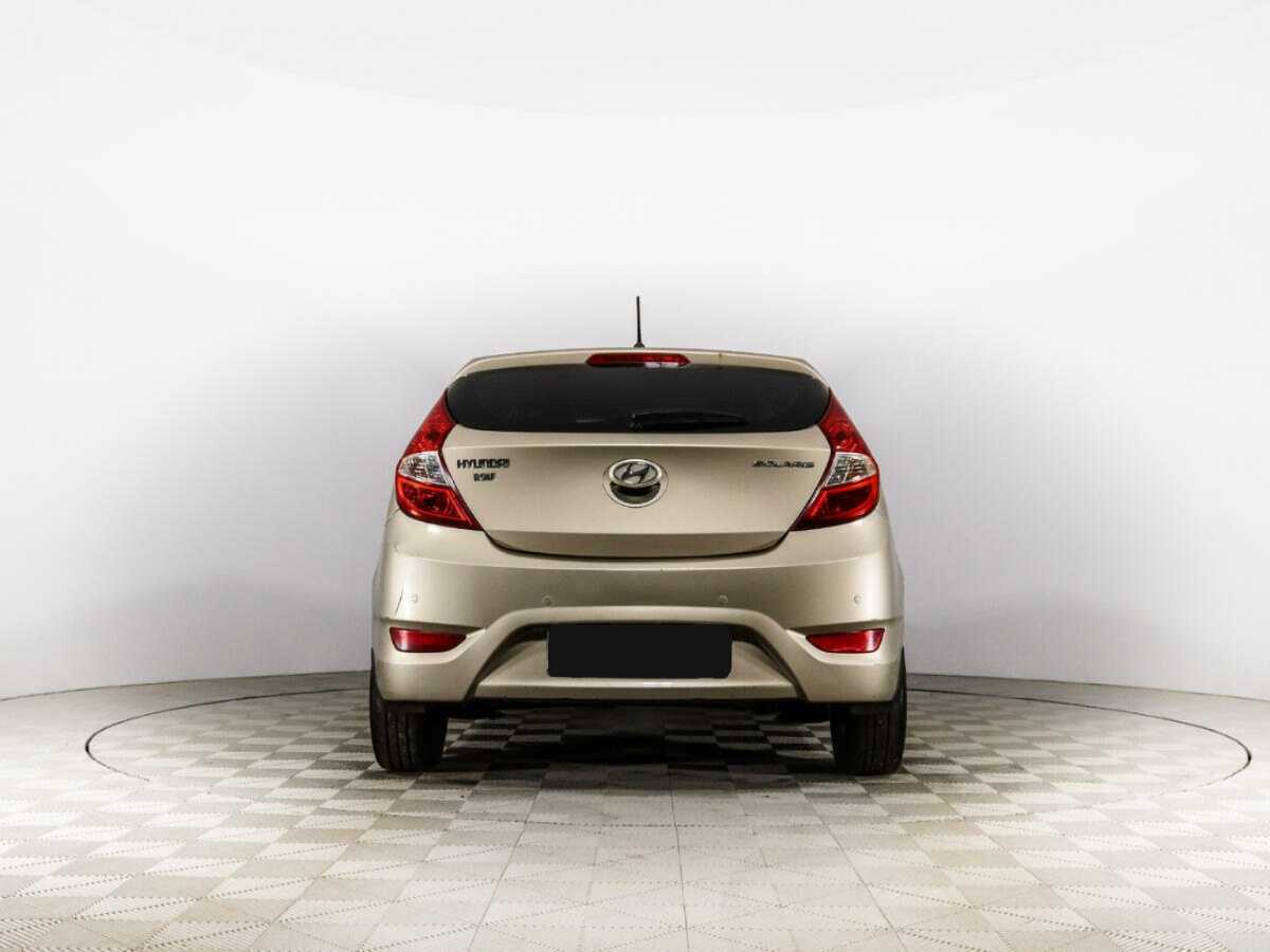 Hyundai Solaris б/у, 2013, Автоматическая. Фото: #5