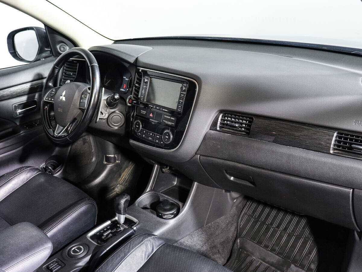 Mitsubishi Outlander б/у, 2015, Вариатор. Фото: #6