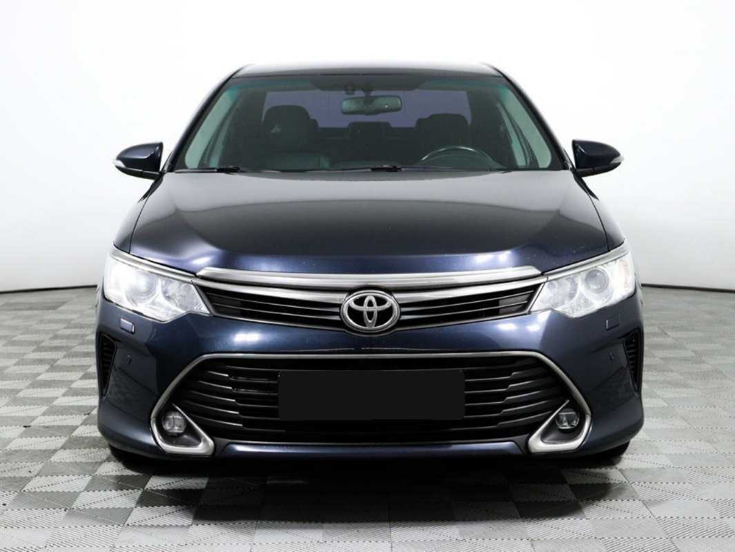 Toyota Camry б/у, 2015, Автоматическая. Фото: #1