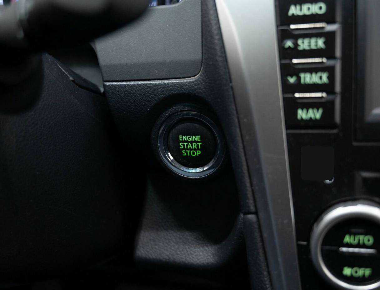 Toyota Camry б/у, 2014, Автоматическая. Фото: #22