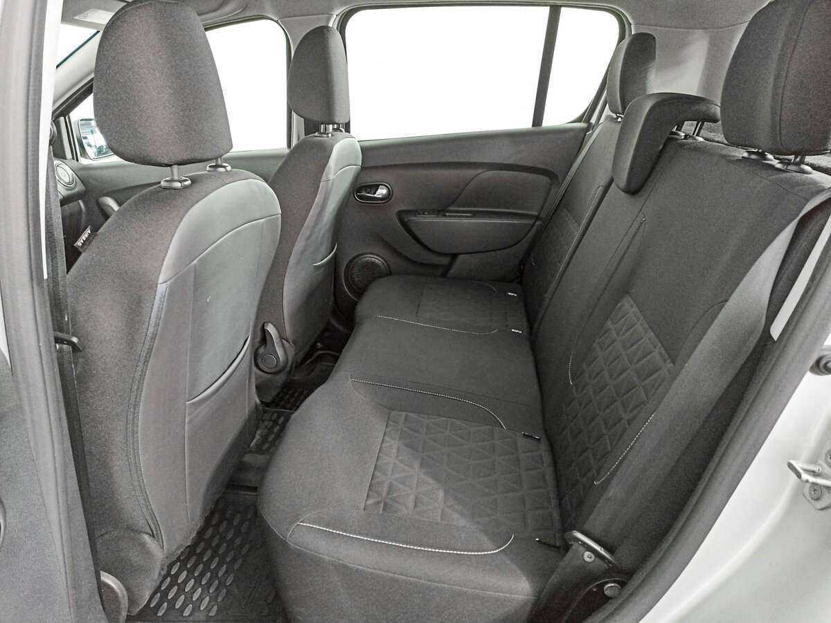 Renault Sandero б/у, 2017, Автоматическая. Фото: #9