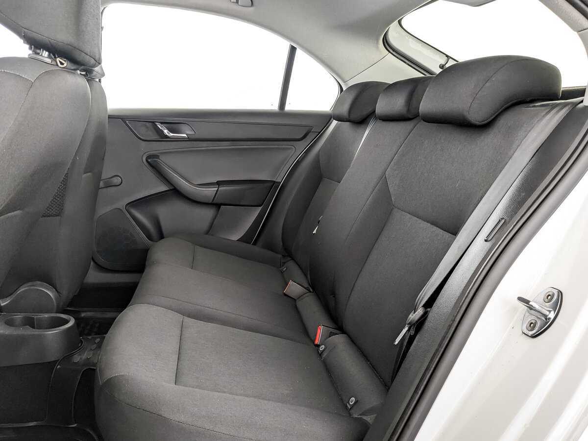 Skoda Rapid б/у, 2017, Механическая. Фото: #11