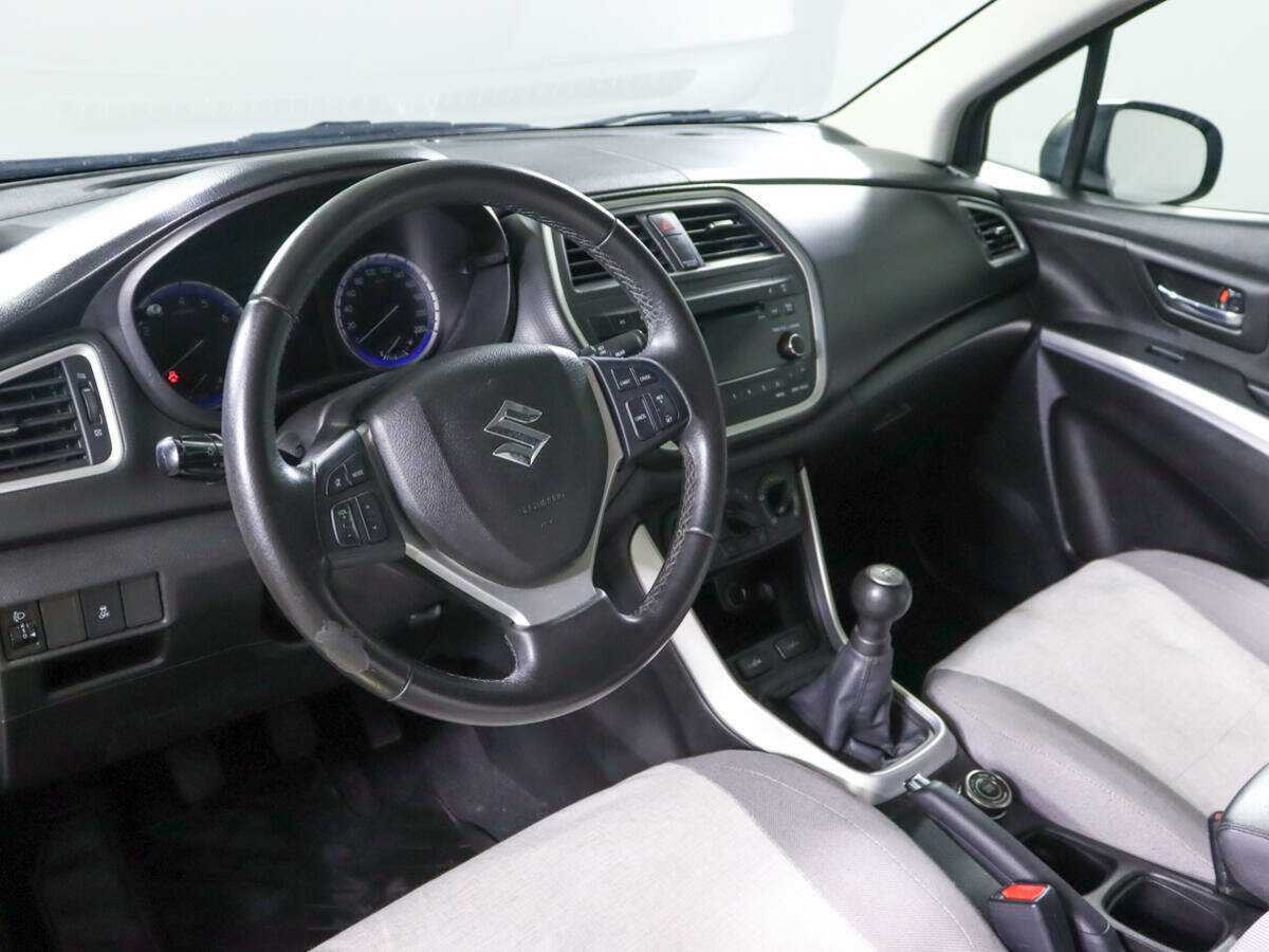 Suzuki SX4 б/у, 2014, Механическая. Фото: #13