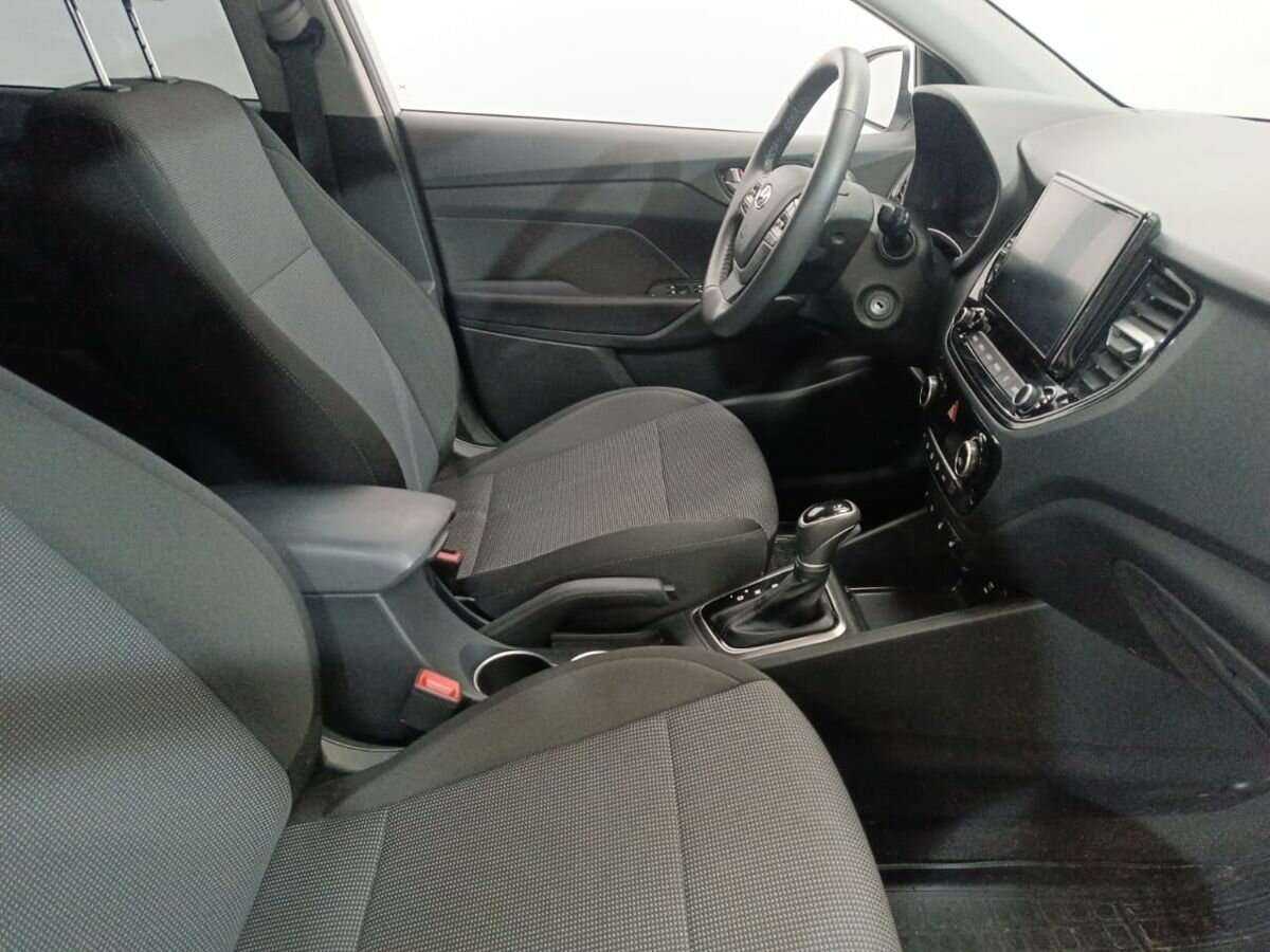 Hyundai Solaris б/у, 2022, Автоматическая. Фото: #9