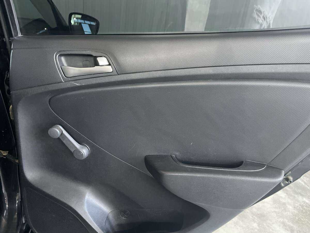 Hyundai Solaris б/у, 2016, Автоматическая. Фото: #19