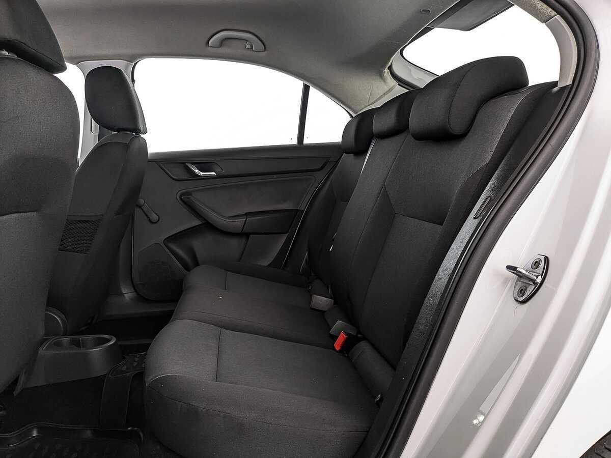 Skoda Rapid б/у, 2017, Механическая. Фото: #17