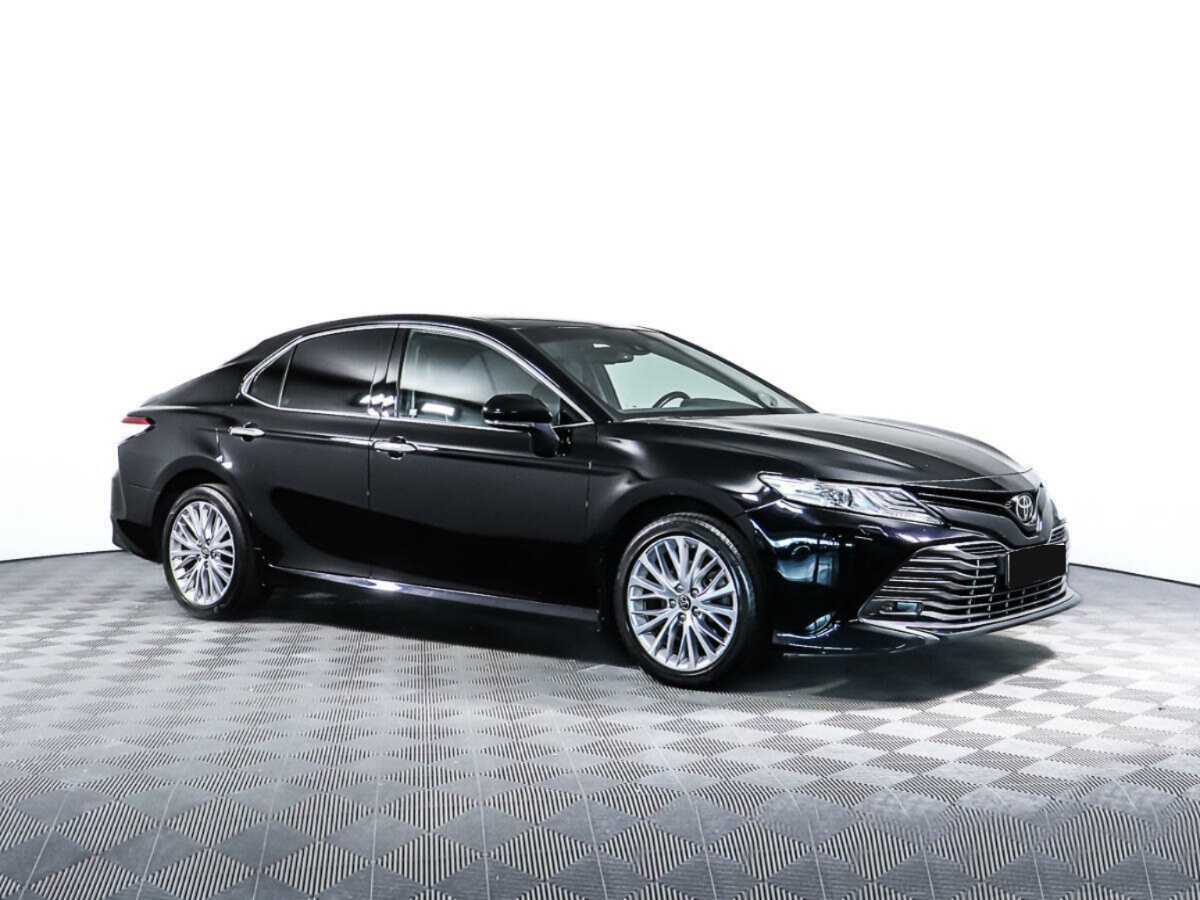 Toyota Camry б/у, 2019, Автоматическая. Фото: #2