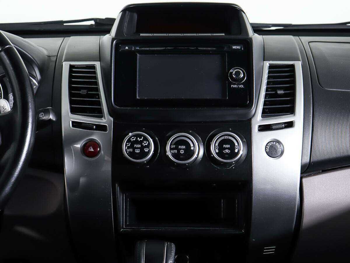 Mitsubishi Pajero Sport б/у, 2014, Автоматическая. Фото: #10