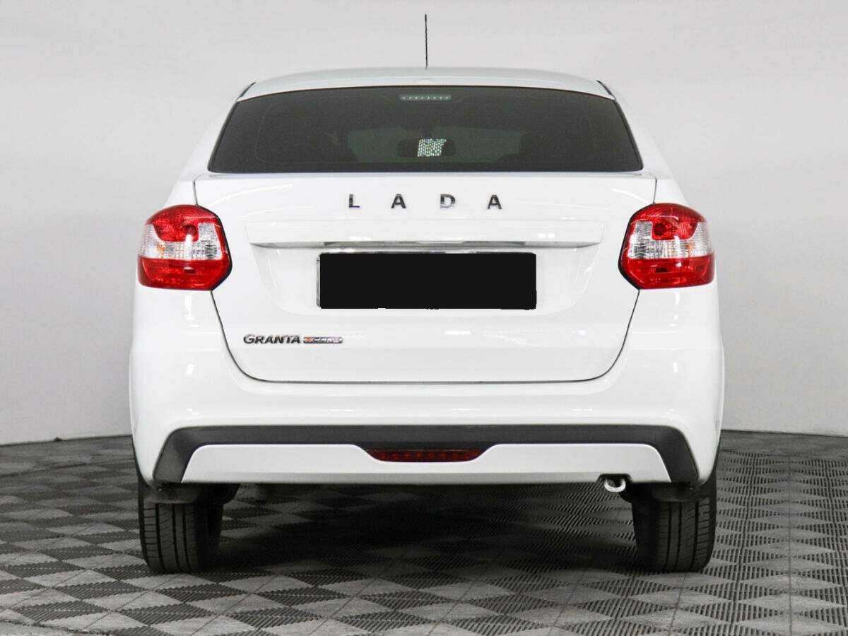 Lada (ВАЗ) Granta б/у, 2023, Механическая. Фото: #5