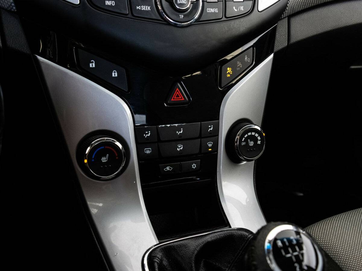 Chevrolet Cruze б/у, 2014, Механическая. Фото: #12