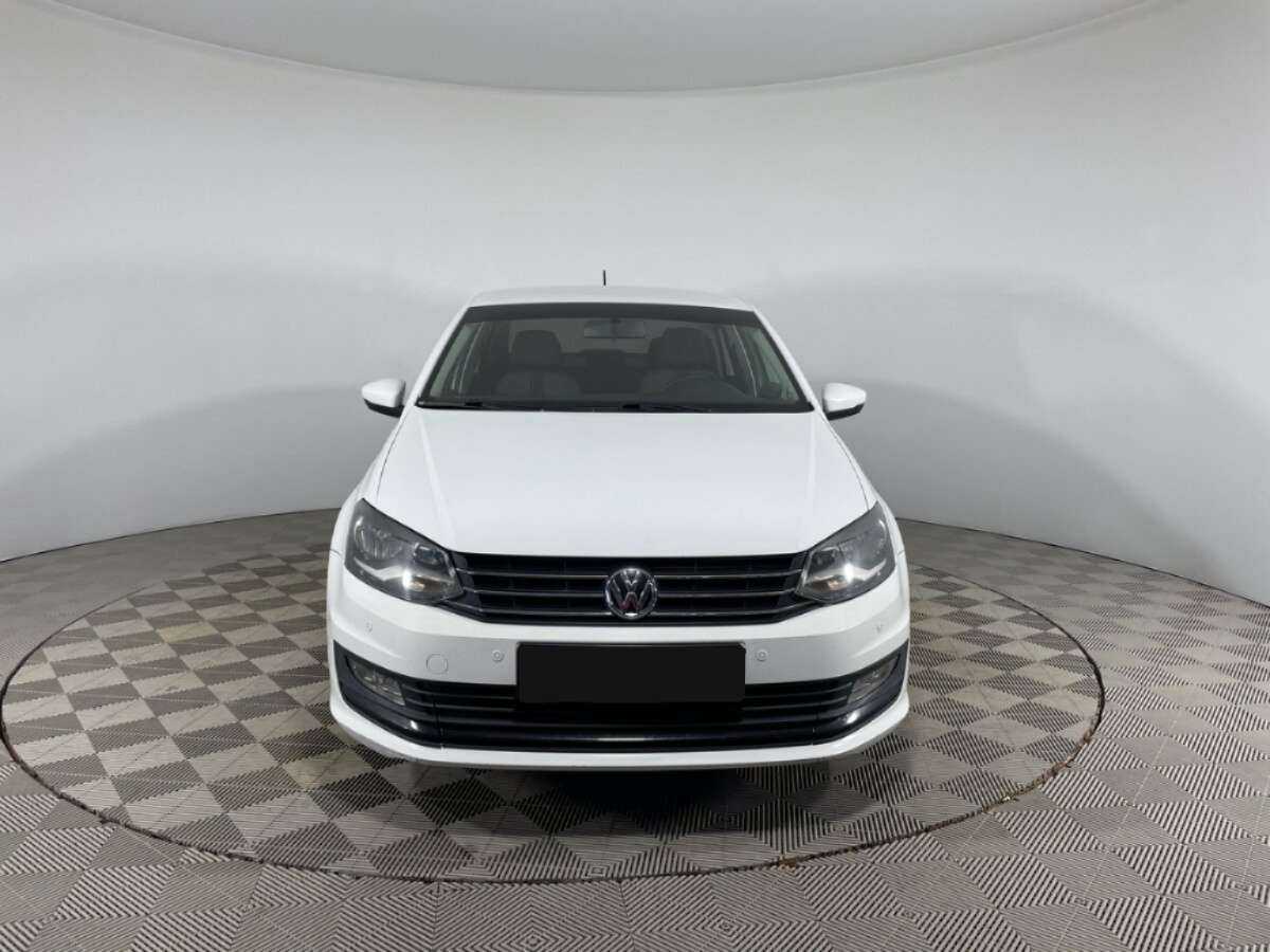 Volkswagen Polo б/у, 2016, Автоматическая. Фото: #1